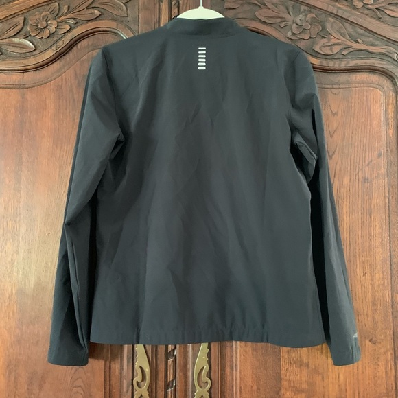 Running Jacket - Picture 3 of 7